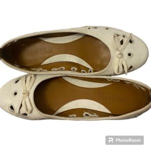 Sperry flats size 6. Used. See photos for details of condition.